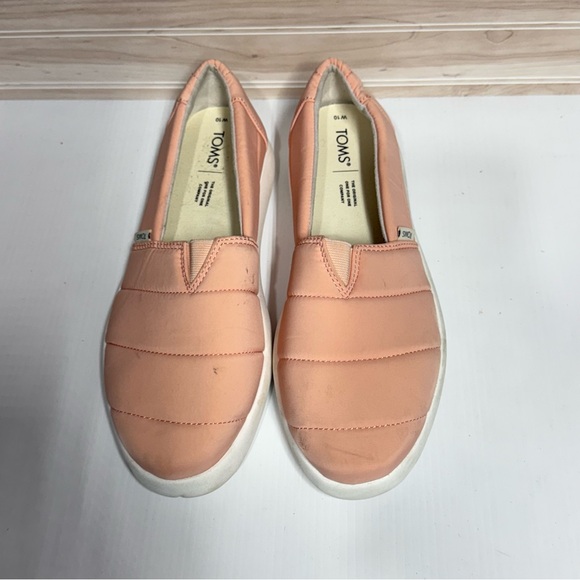 Toms Women's Coral Slip-On Sneakers - Picture 2 of 5